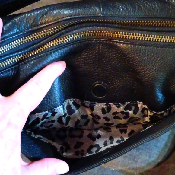 Perlina Leather Bag - Picture 8 of 9